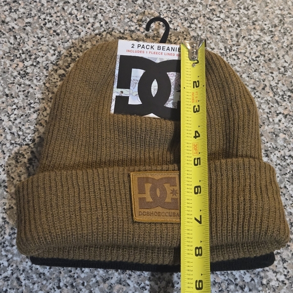 DC Brown Fleece & Black Beanies - Picture 6 of 8
